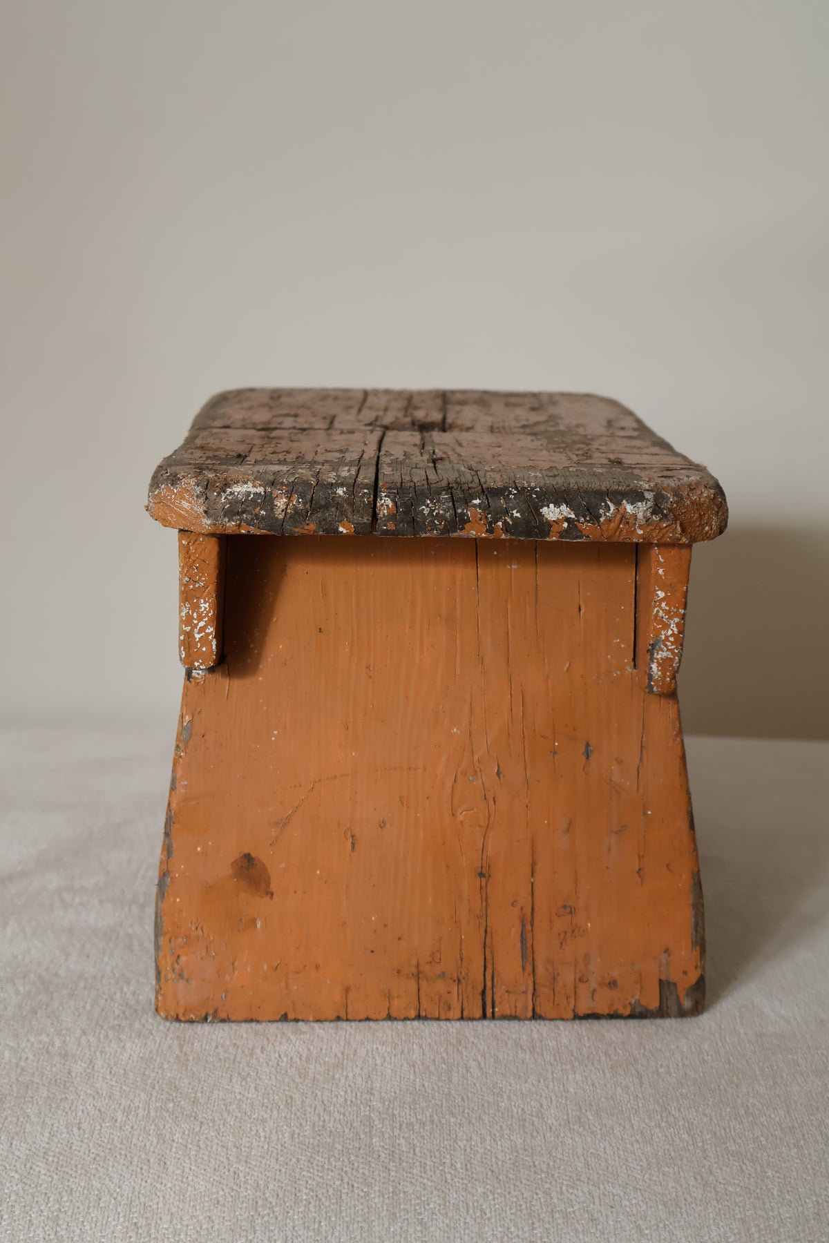 Antique Early 20th Century English Milking Stool